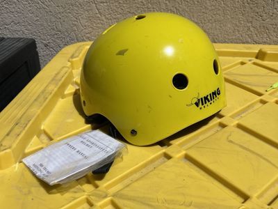 Skateboard helmet