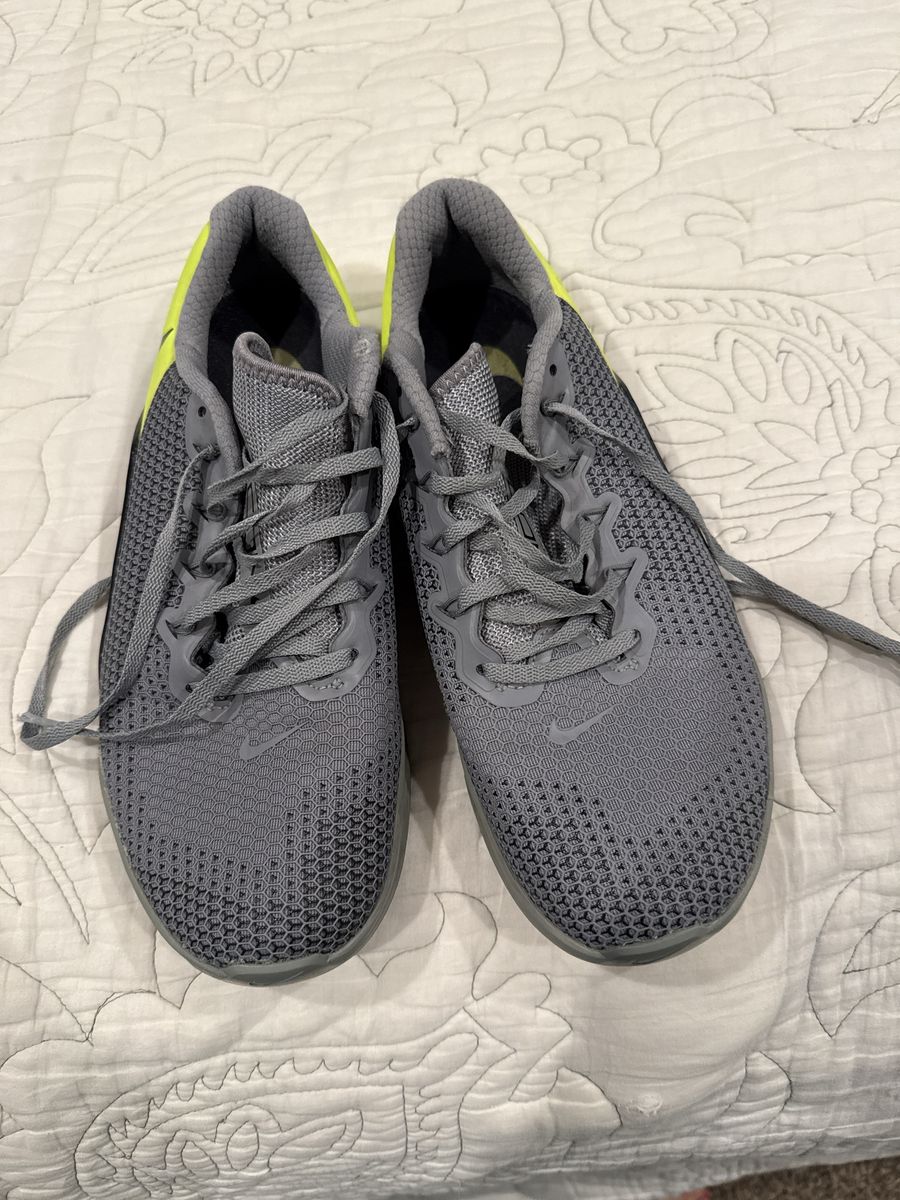 Nike Metcon Training Shoes Gray and Yellow Men's Size 9