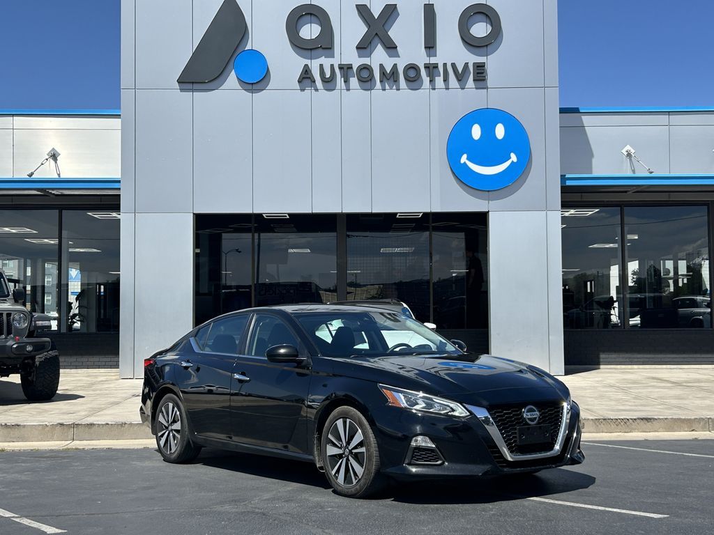 2022 Nissan Altima 2.5 SV