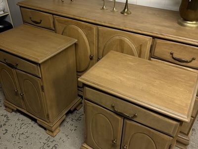 Vintage Harbor House dresser set