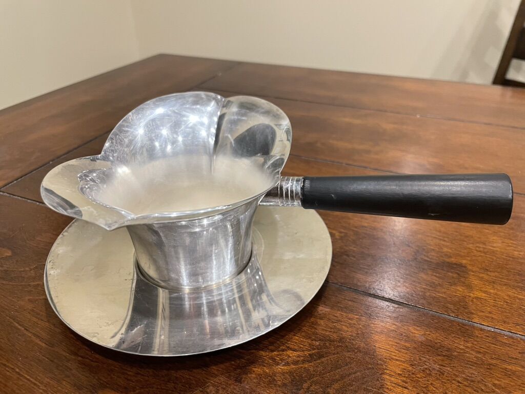 FB Rogers Silverplate Gravy Server W/ Handle Plate