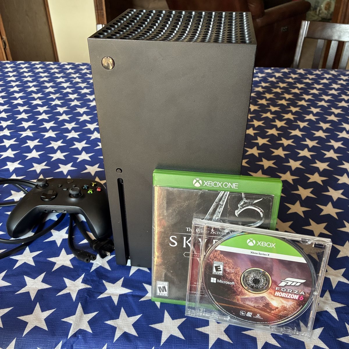 Xbox Series X 1TB Console with Controller & 2 Games (Skyrim, Forza Horizon 6)