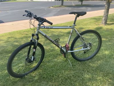 Motobecane 700 HT Mountain Bike