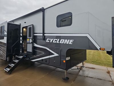 New 2027 Heartland Cyclone 3914