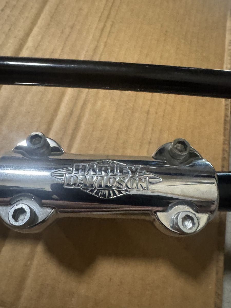 Harley-Davidson Chrome Handlebar Riser Clamp Top Clamp Hollywood handlebars Softail slim