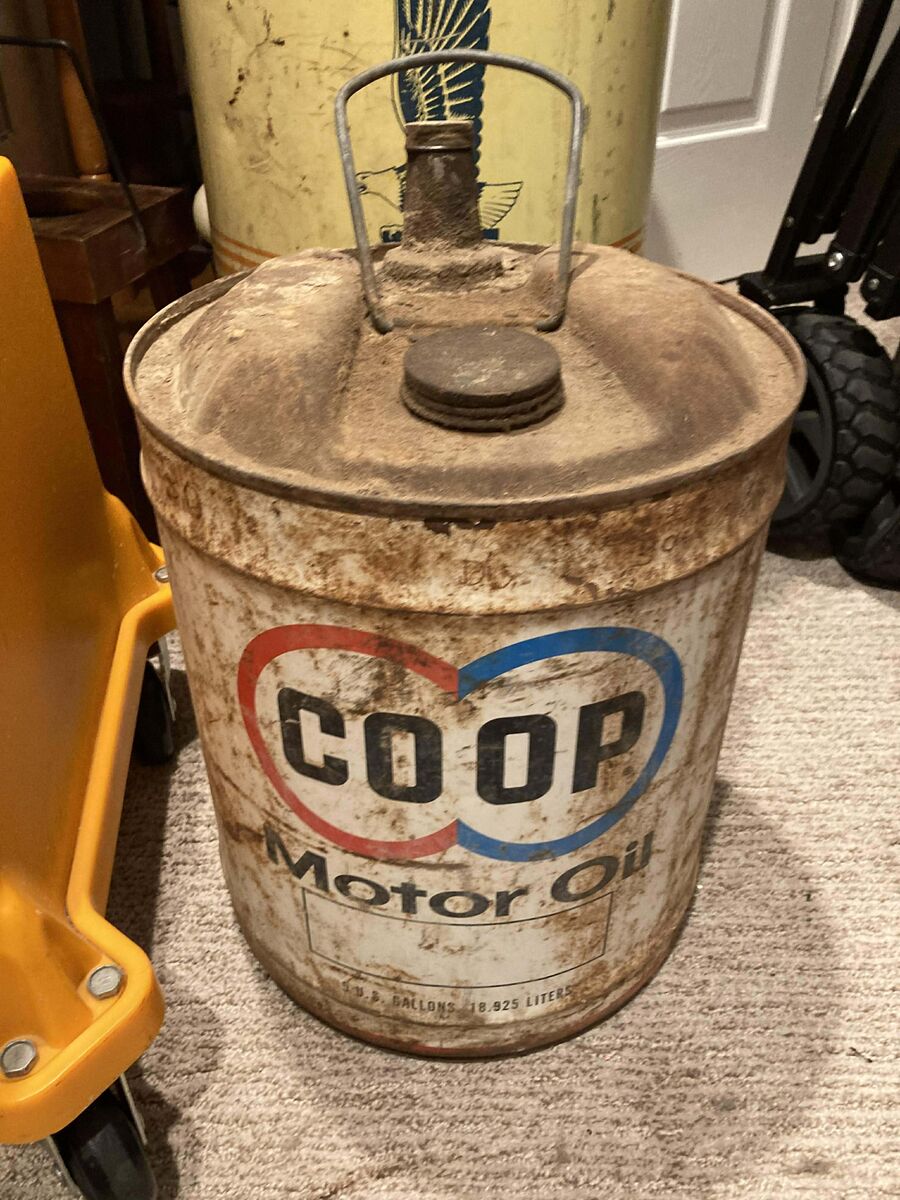 Amazing Vantage CoOp 5 Gallon Motor Oil Can!!