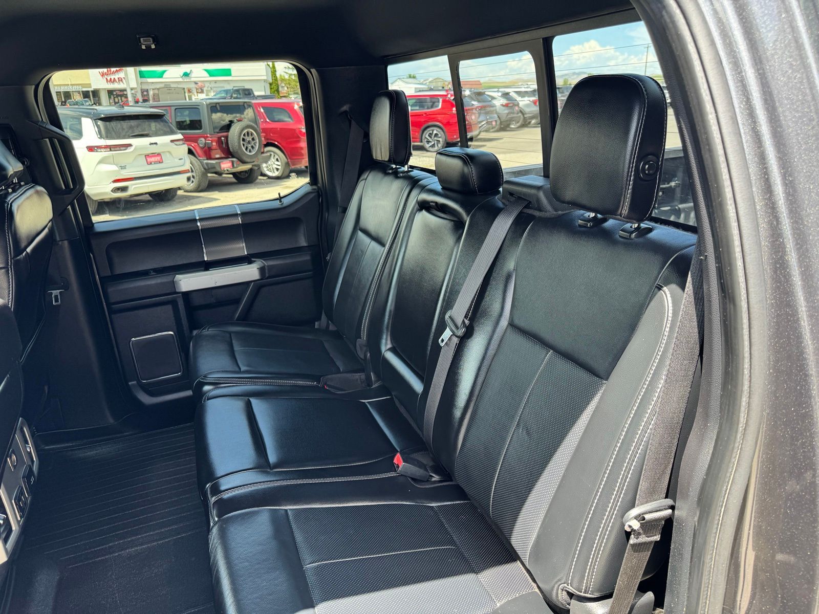 Main image 31