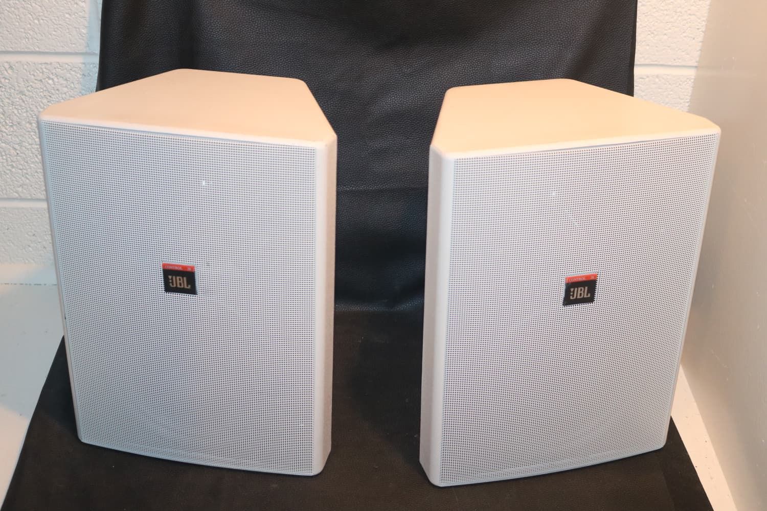 JBL Control 28 Professional Indoor/Outdoor Speaker Set