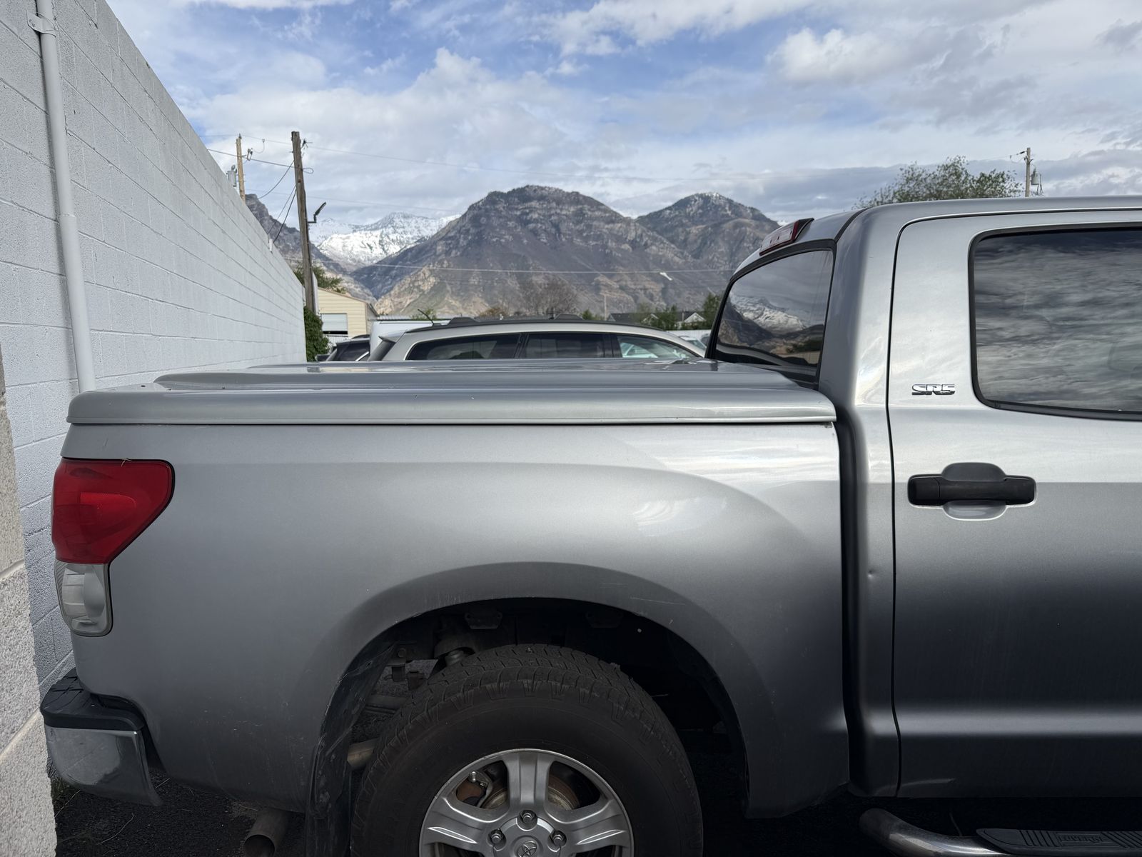 2007-2013 TOYOTA TUNDRA SHORT BED HARD TONNEAU COVER for sale
