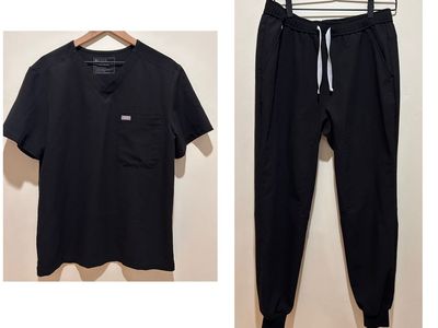 Figs Technical Collection Women’s Black Scrub Set