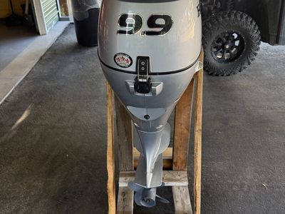 2015 Honda 9.9 HP Outboard Boat Motor