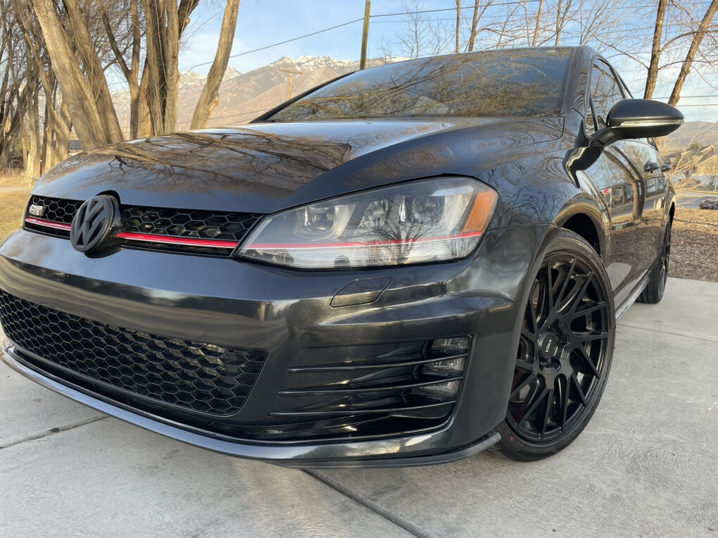 2017 Volkswagen Golf GTI S