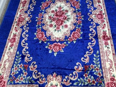 Brand new Area rug 6'6" x 9'10"
