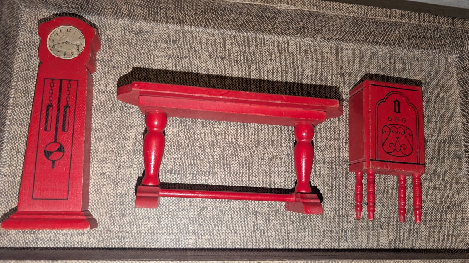 Vintage 1930s Strombecker Dollhouse 3pc ClocK Table Radio Foyer