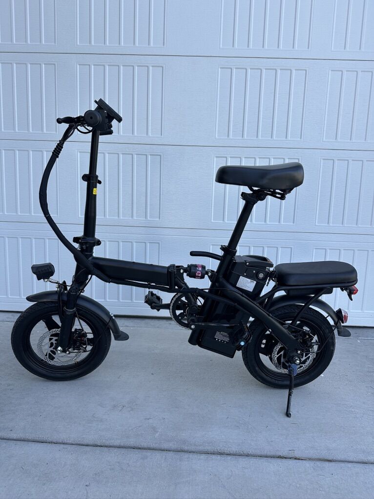 Electric Bike 500 Watt Motor Foldable And New