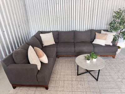 GRAY MODERN 2 PIECE SECTIONAL - FREE DELIVERY