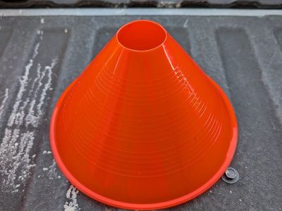 New 10 Pack Large Training Cones