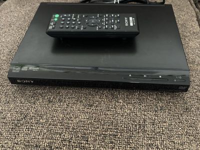 Sony DVP player -SR210P