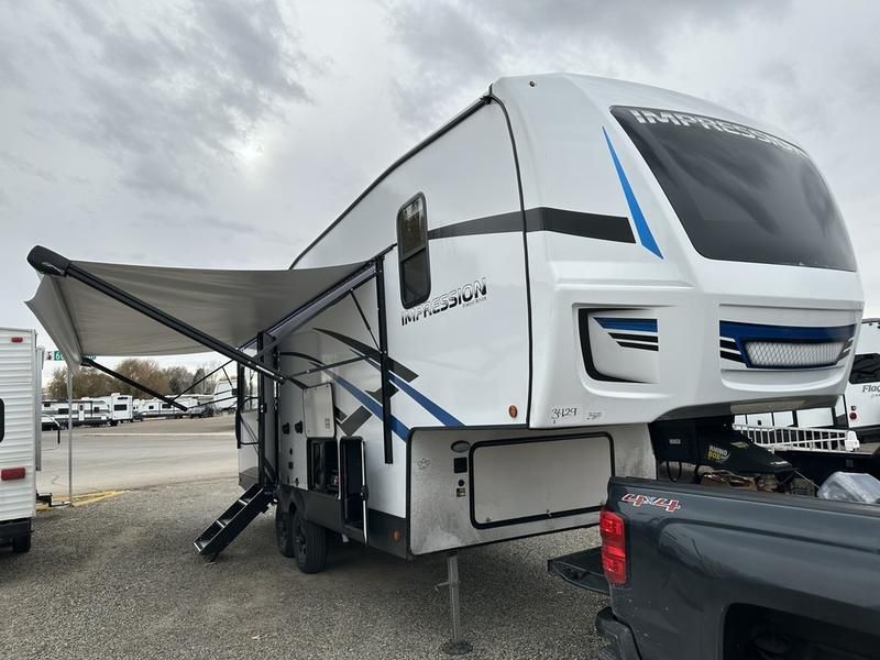 2023 Forest River Impression Mid-Profile 235RW