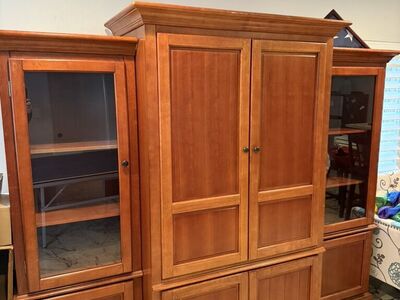 Large Tv Cabinet 3 Piece $150.00