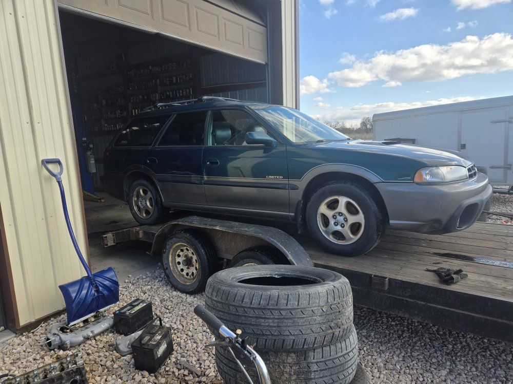 Parting out this 1998 Subaru Outback