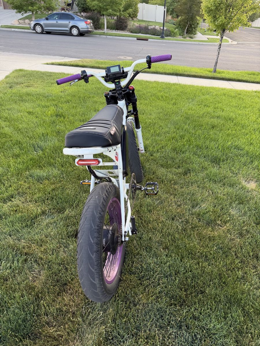 Main image 5