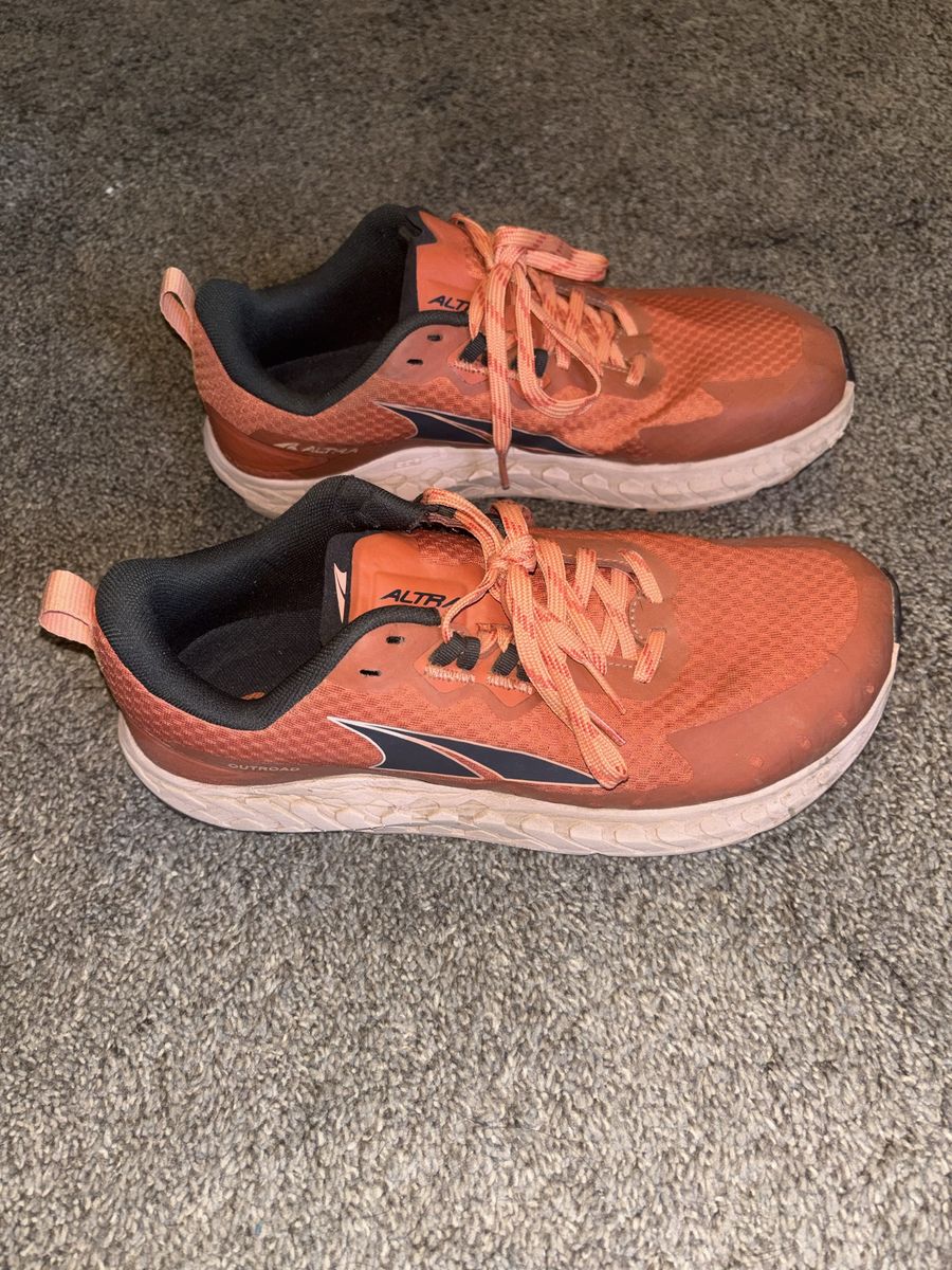 Women’s Altra Outroad, size 9.5