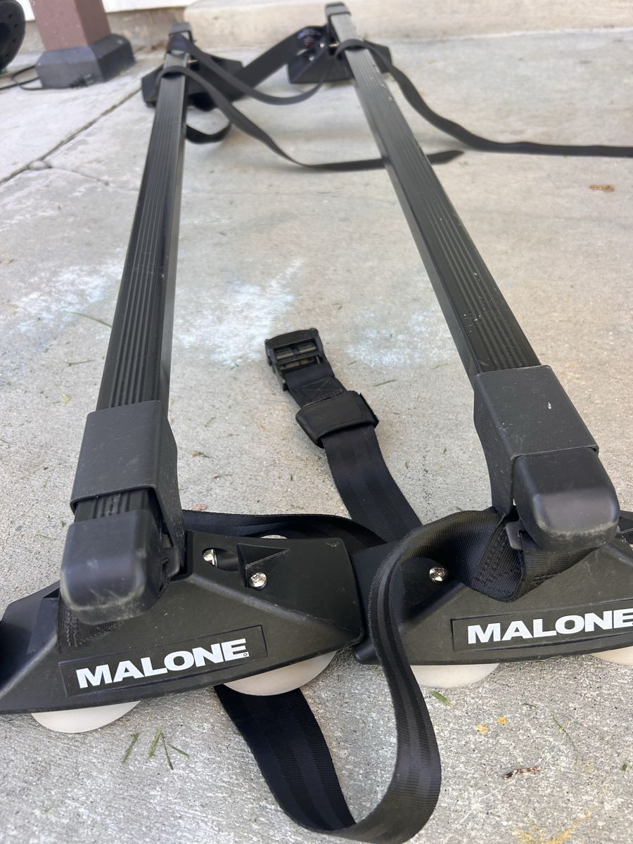 Malone bare car roof cross bars