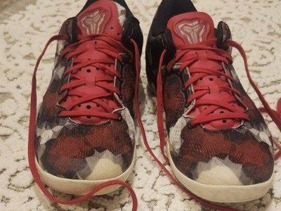 Nike Kobe 8 Milksnake Size 9