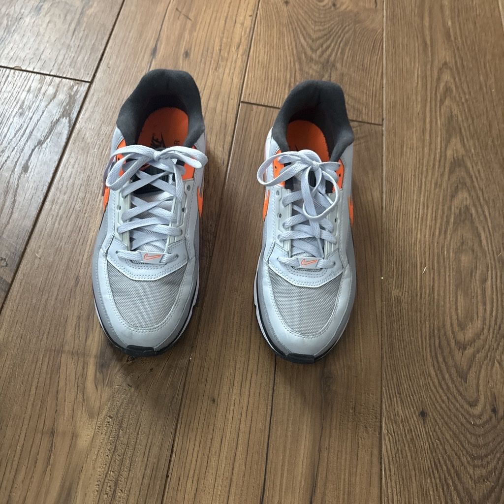 Nike Air Max Men's Sneakers Size 10 Grey Orange Black