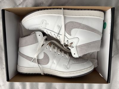 Nike Airship 10.5