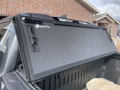 BAKFlip MX4 Hard Folding Tonneau Cover – Like New – Save $$$