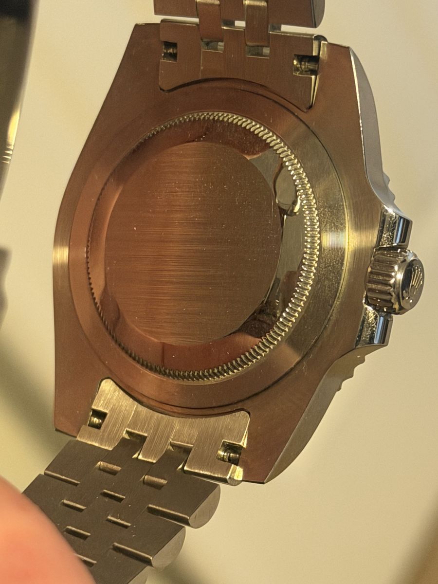Main image 4