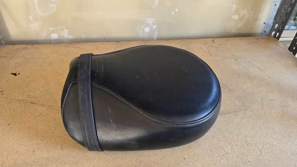1996 Kawasaki Vulcan 800 Classic Rear passenger seat assembly