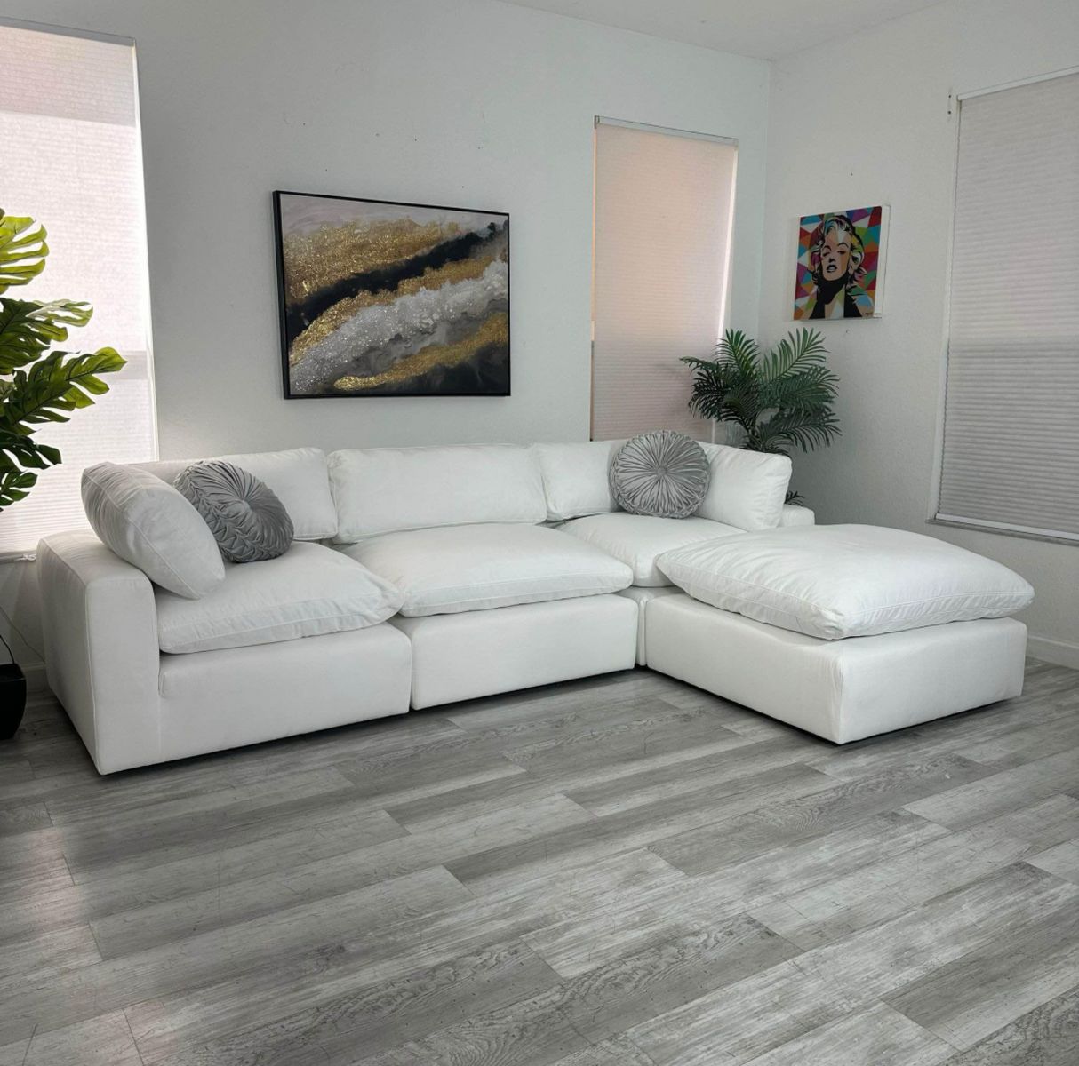 Beautiful Comfortable Sectional Couch