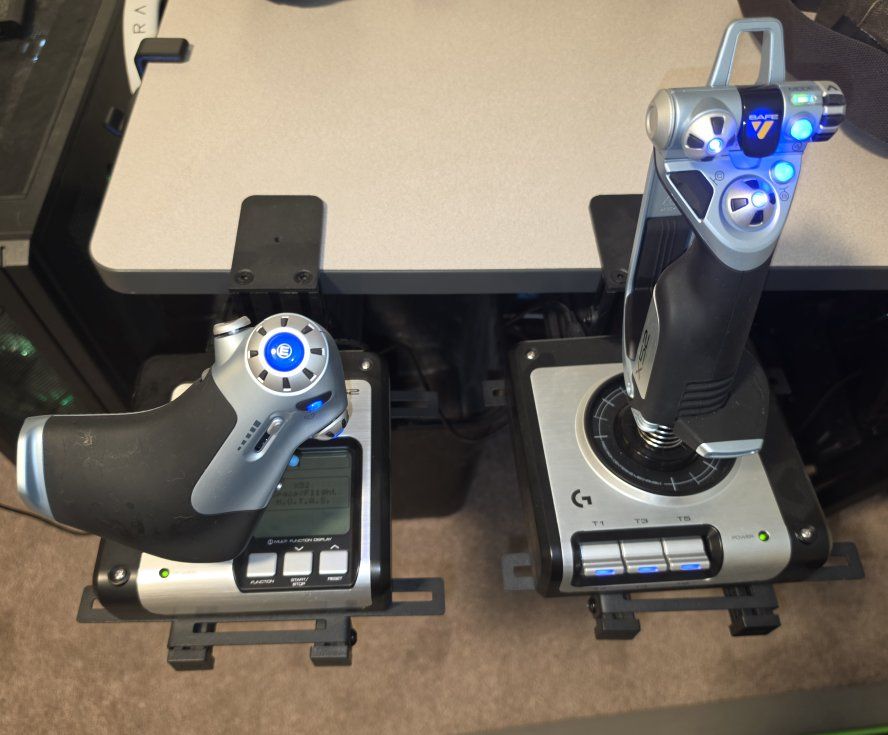 Logitech G Saitek X52 Pro Flight Control System - Black/Silver
