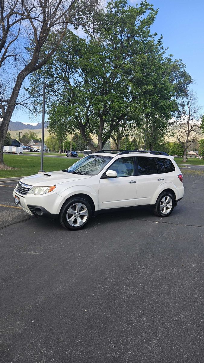 2010 Subaru Forester 2.5XT Premium
