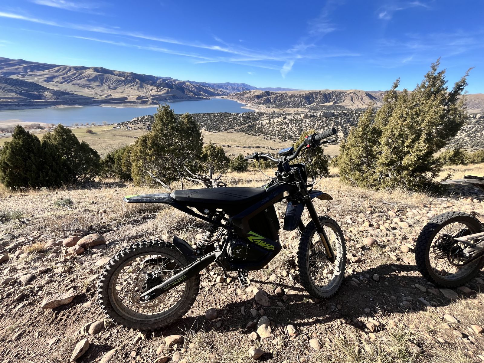 Rawrr mantis x electric dirtbike