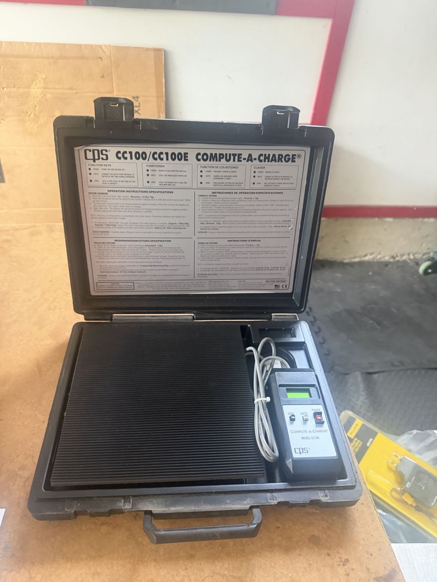 CPS Compute-A-Charge CC100 Refrigerant Charging Scale with Case