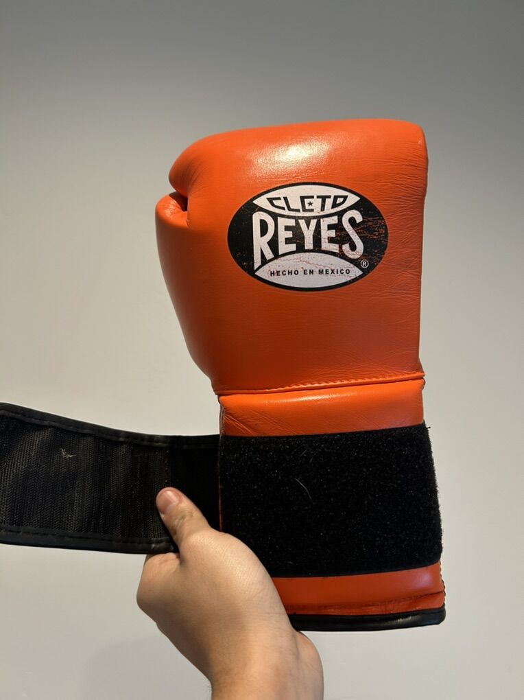 Cleto Reyes Boxing Gloves 16oz