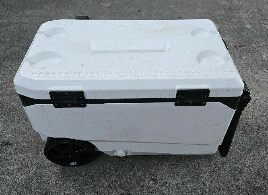 Main image 3