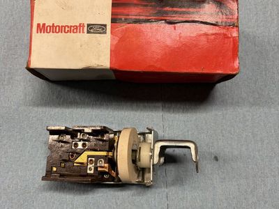 1965-1968 Ford Mustang NOS Headlight Switch C5ZZ-11654-B