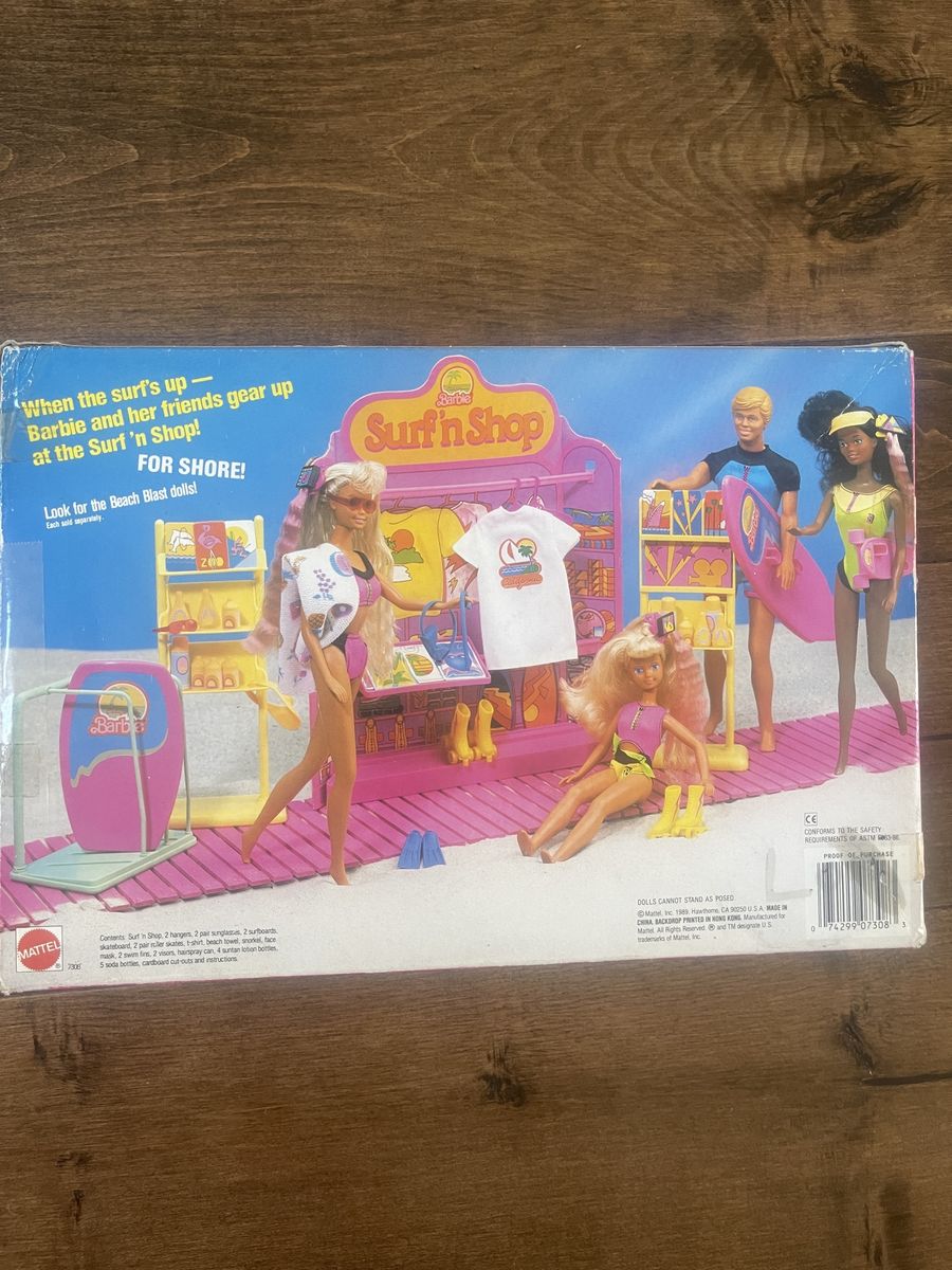 Vintage Barbie California Surf ‘N Shop Playset