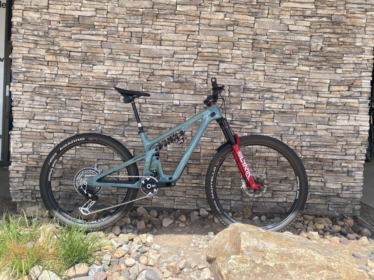 2025 Yeti SB135 CUSTOM Sram XX Transmission ENVE Wheels