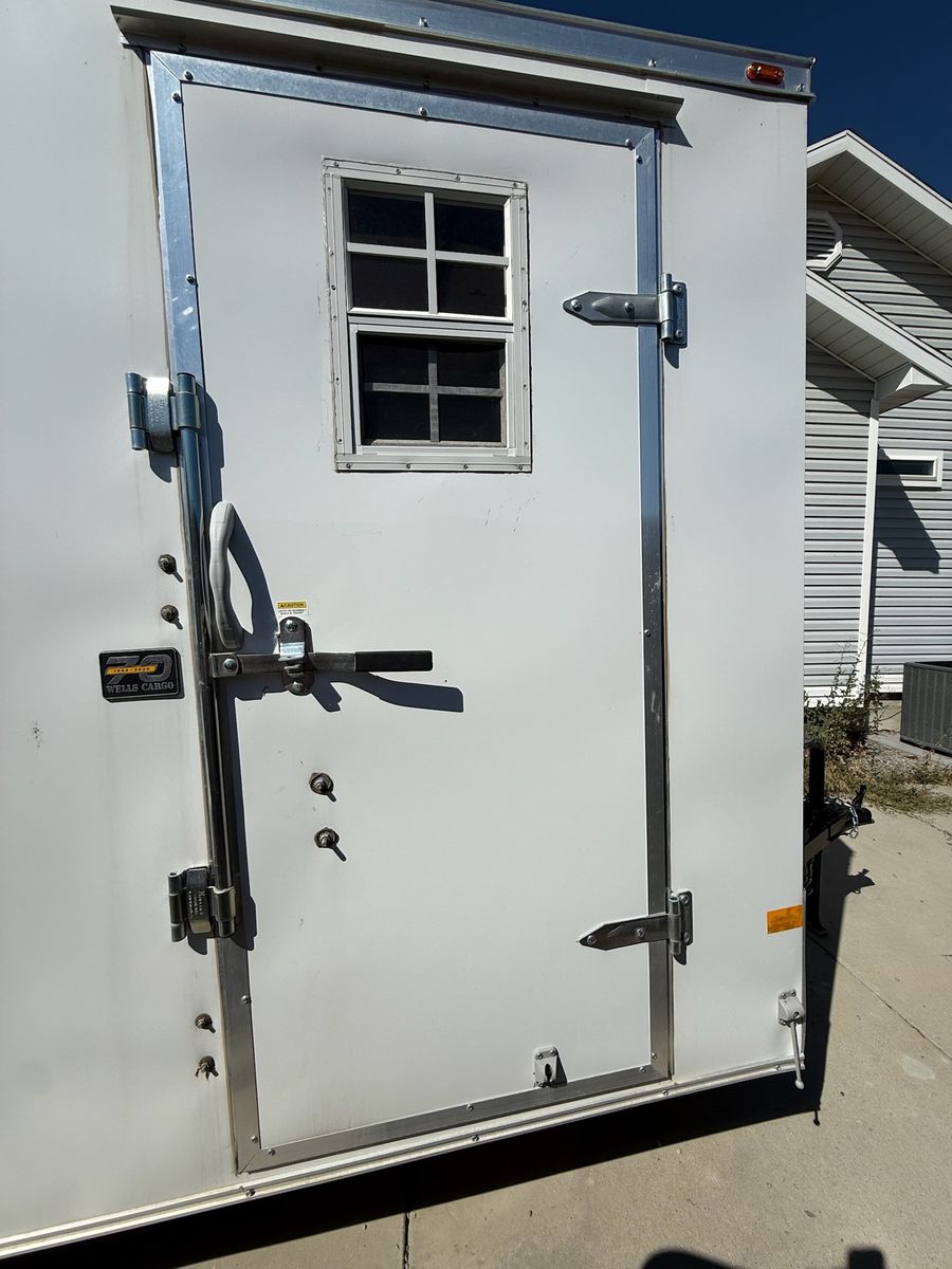 Main image 13