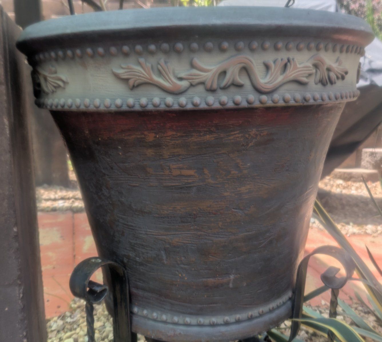 2 large planters
