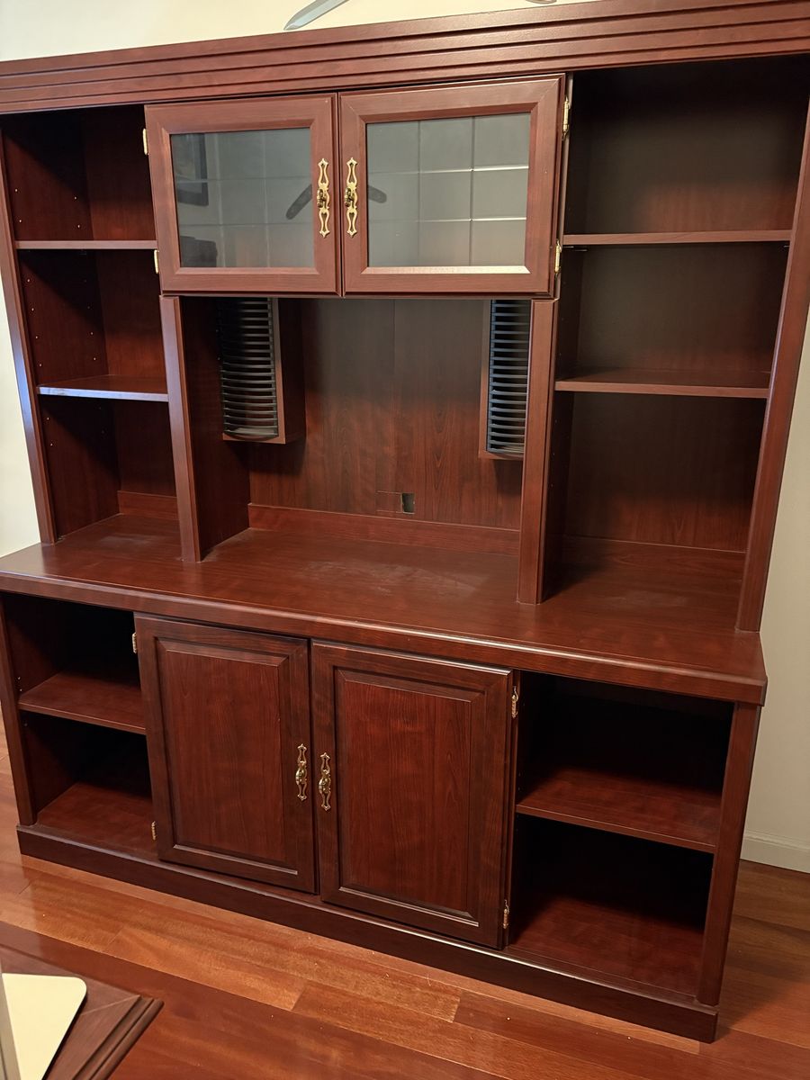 Credenza