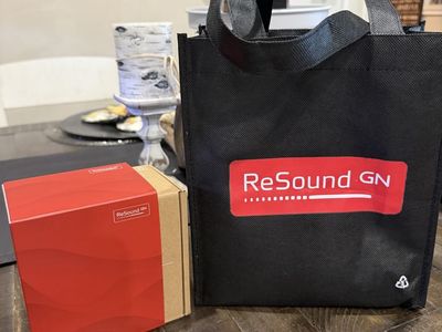 ReSound GN bluetooth Hearing Aid Charger Case with Accessories - new