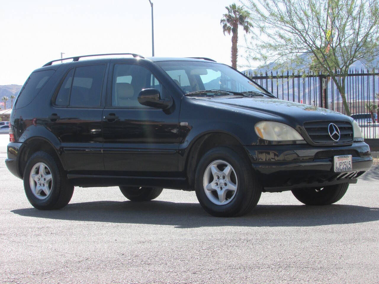 2000 Mercedes-Benz M-Class ML 320