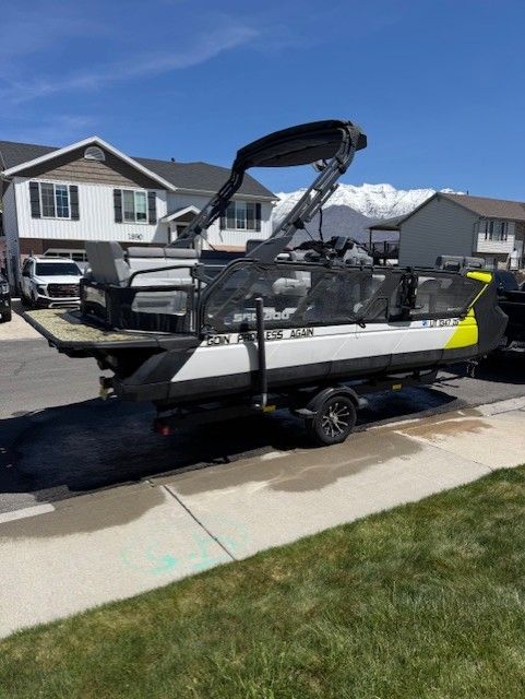 2024 Sea Doo Switch 21 Cruise 230 HP